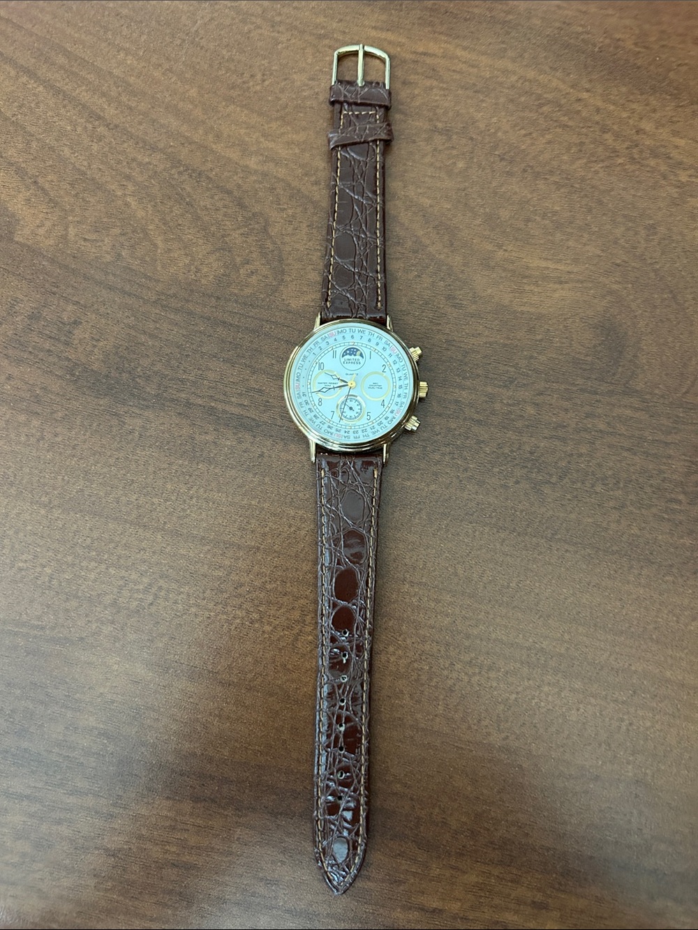 Vintage Limited Express Watch Quartz Movement, Moonphase Chronograph